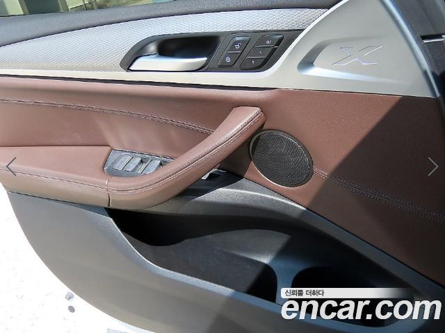BMW X3 2021 — photo 12