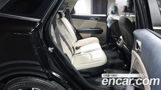 Kia Sportage 2022 — photo 17
