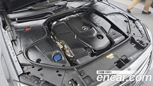 Mercedes-Benz S-Class 2018 — photo 6