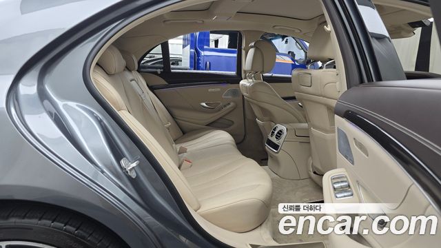 Mercedes-Benz S-Class 2018 — photo 12