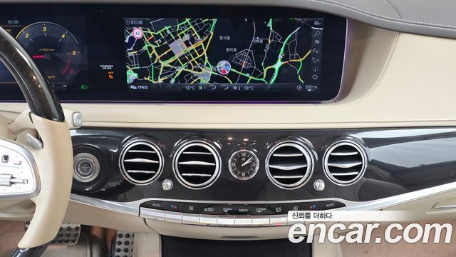 Mercedes-Benz S-Class 2018 — photo 14