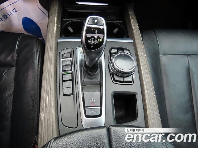 BMW X5 2015 — photo 11