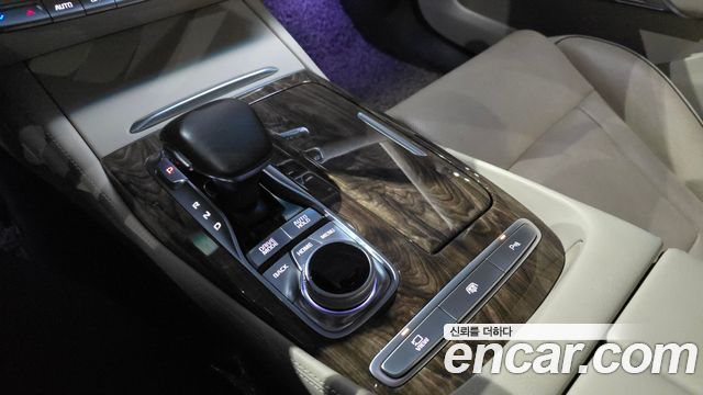 Kia K9 2019 — photo 12