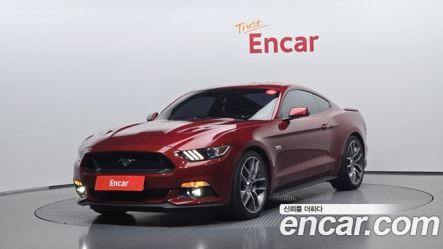 Ford Mustang 2017 — photo 1
