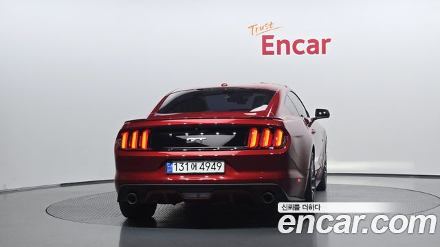Ford Mustang 2017 — photo 4