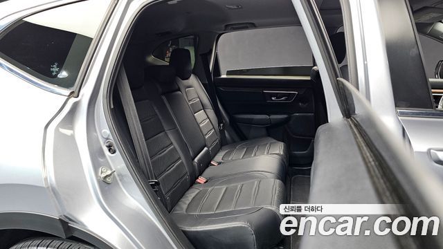 Honda CR-V 2017 — photo 11