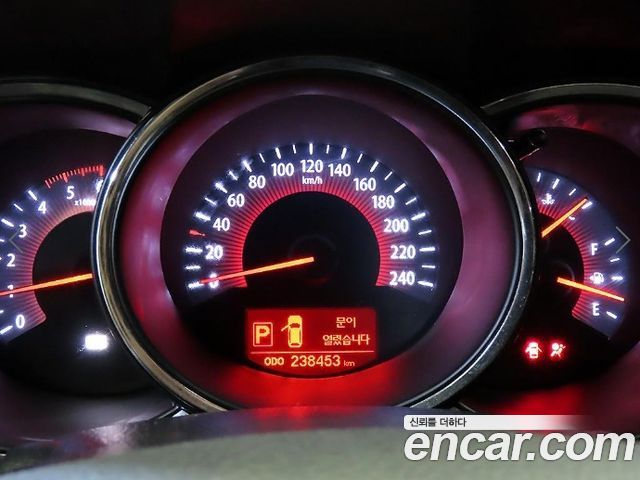 Kia Sorento 2012 — photo 9