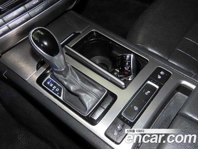 Hyundai Genesis 2014 — photo 12