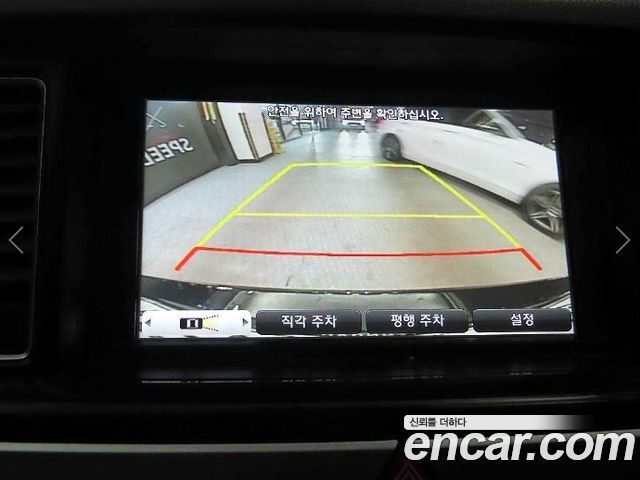 Hyundai Genesis 2014 — photo 16