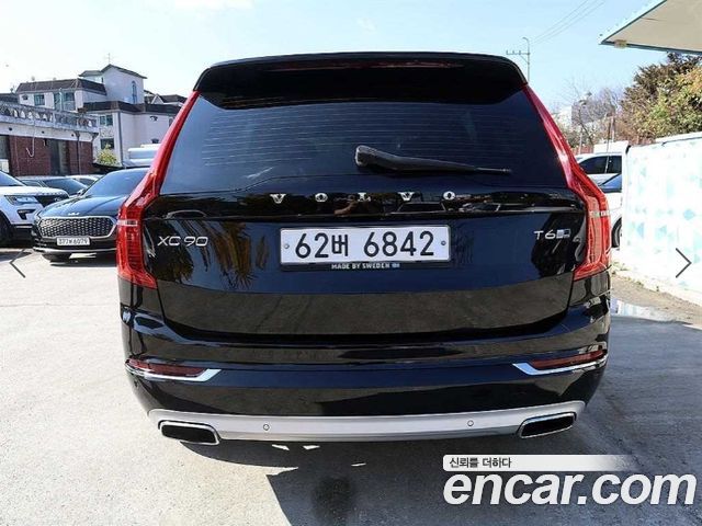 Volvo XC90 2018 — photo 4