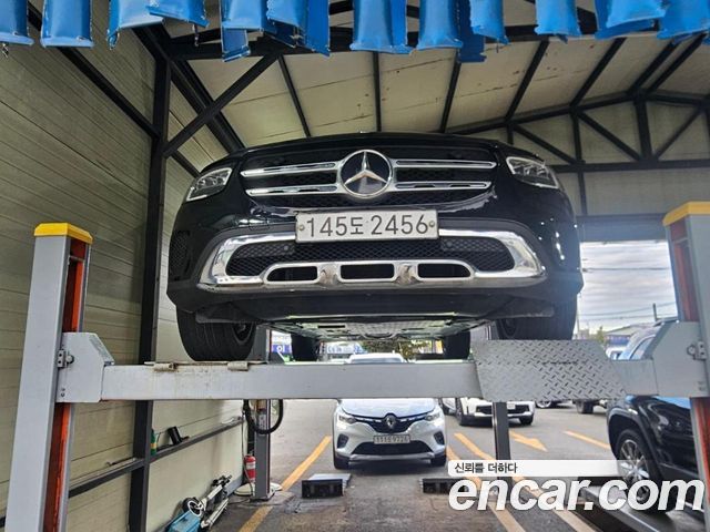 Mercedes-Benz GLC-Class 2020 — photo 1