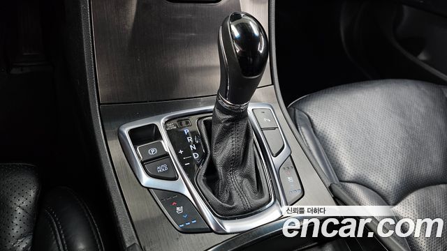 Hyundai Grandeur 2016 — photo 12