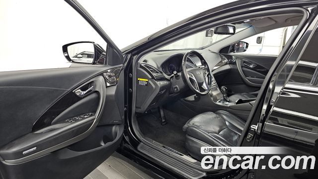 Hyundai Grandeur 2016 — photo 13