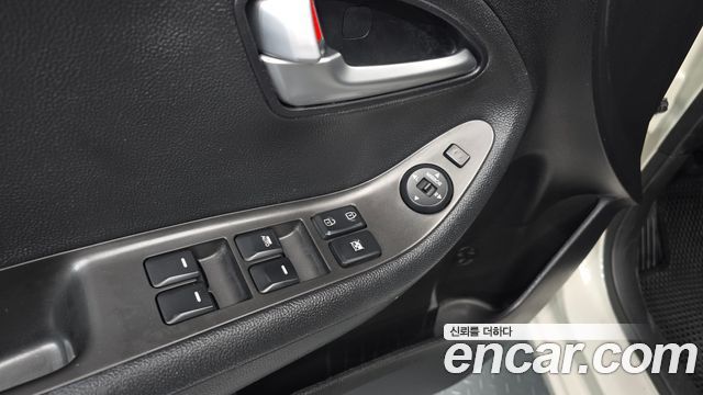 Kia morning 2013 — photo 28