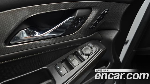 Chevrolet Korea Traverse 2023 — photo 26
