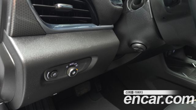 Chevrolet Korea Traverse 2023 — photo 27