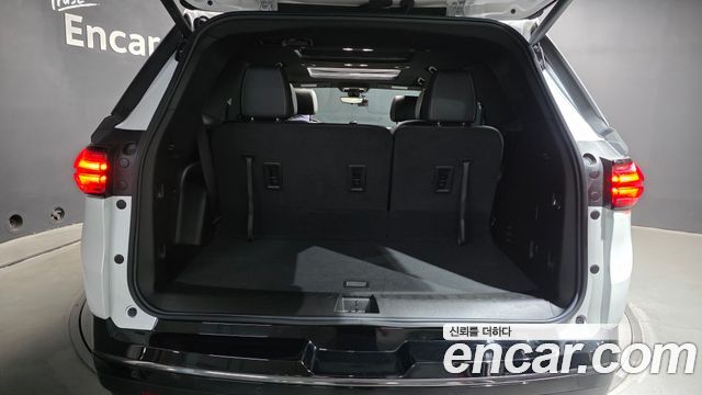 Chevrolet Korea Traverse 2023 — photo 33