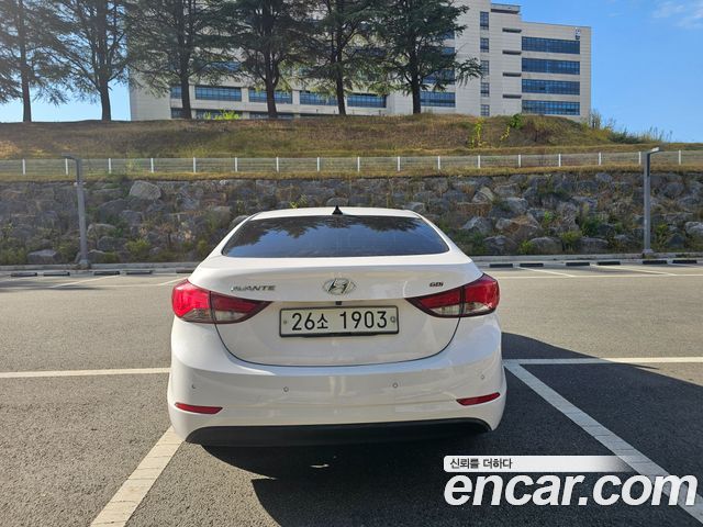 Hyundai AVANTE 2015 — photo 6