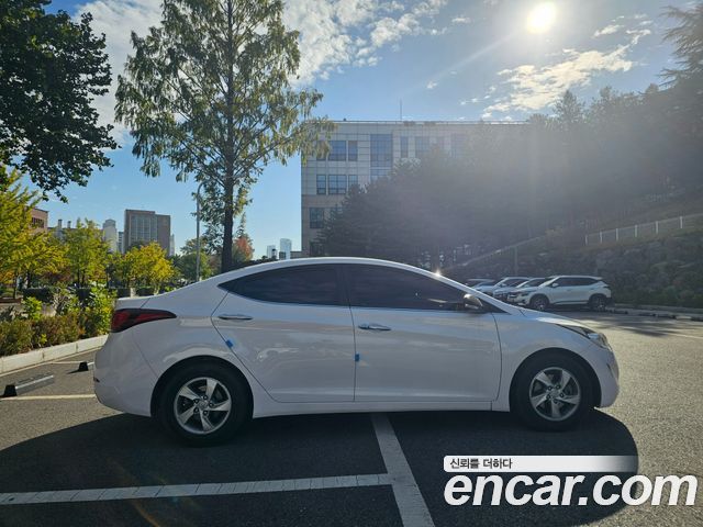 Hyundai AVANTE 2015 — photo 8