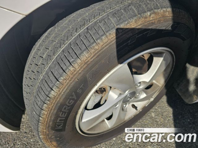 Hyundai AVANTE 2015 — photo 17