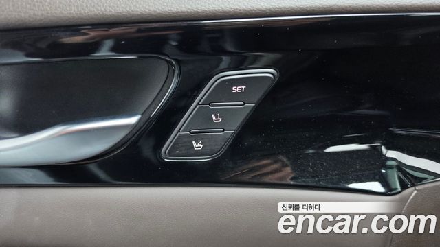 Kia K7 2017 — photo 23