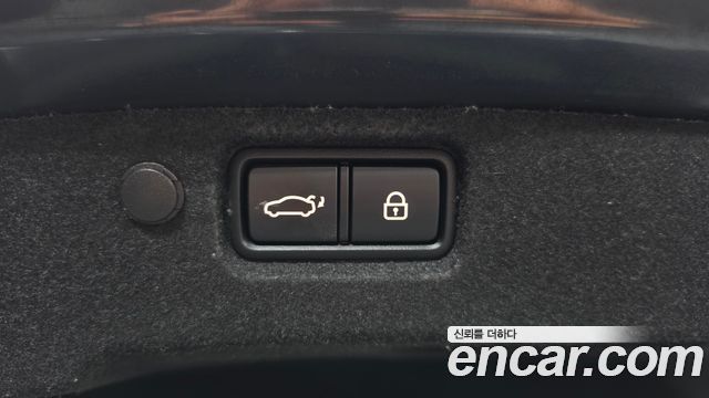 Kia K7 2017 — photo 24