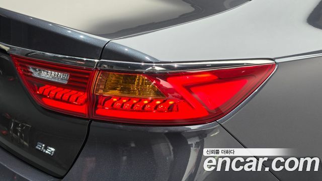 Kia K7 2017 — photo 9