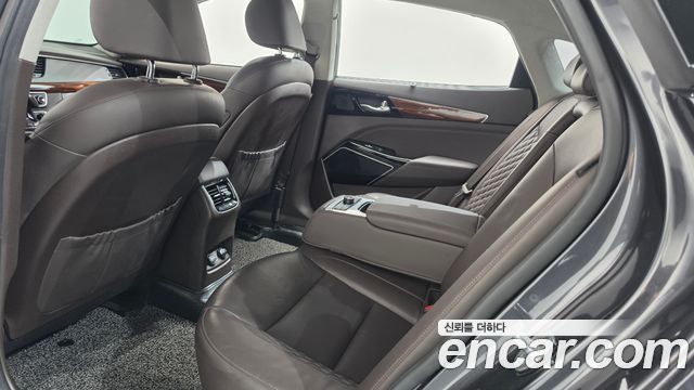 Kia K7 2017 — photo 27