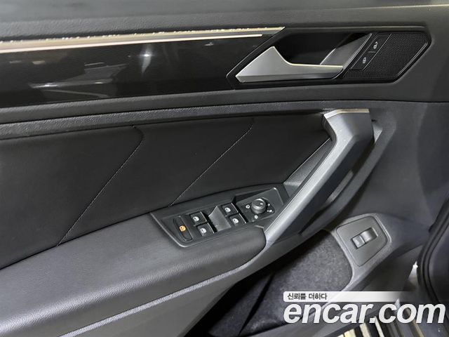 Volkswagen Tiguan 2020 — photo 14