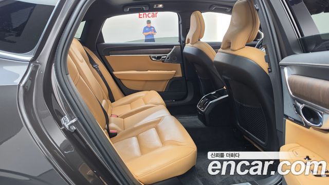 Volvo S90 2021 — photo 17