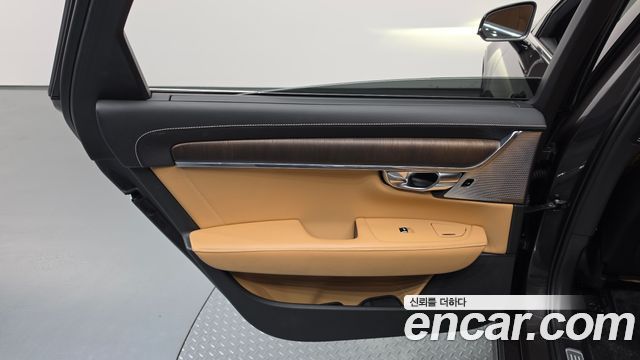 Volvo S90 2021 — photo 15