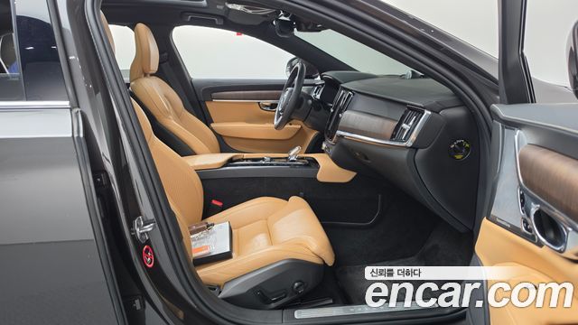 Volvo S90 2021 — photo 16