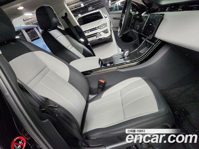 Land Rover Range Rover Evoque 2025 — photo 11