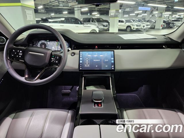 Land Rover Range Rover Evoque 2025 — photo 12