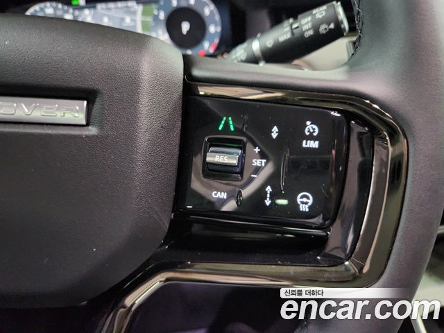 Land Rover Range Rover Evoque 2025 — photo 14