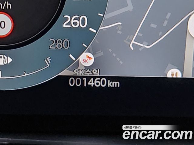 Land Rover Range Rover Evoque 2025 — photo 15