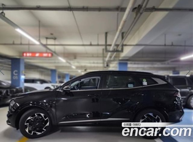 Kia Sportage 2023 — photo 6