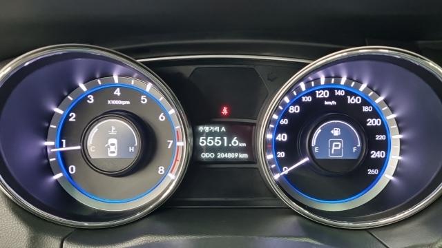 Hyundai Sonata 2014 — photo 8