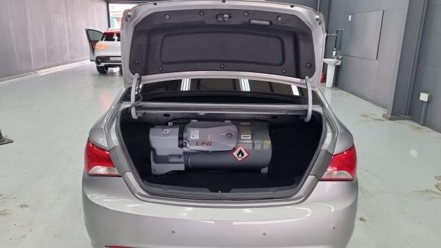 Hyundai Sonata 2014 — photo 12
