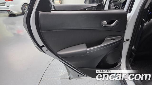 Hyundai Kona 2018 — photo 15