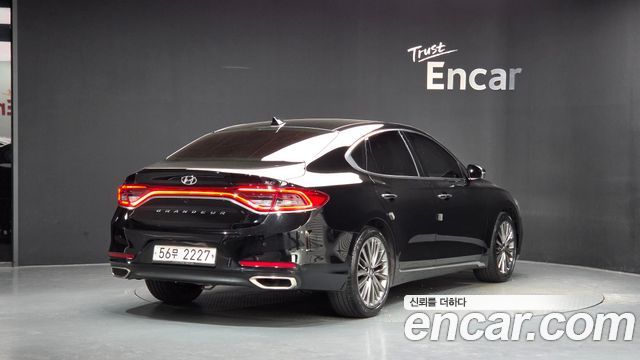 Hyundai Grandeur 2018 — photo 2