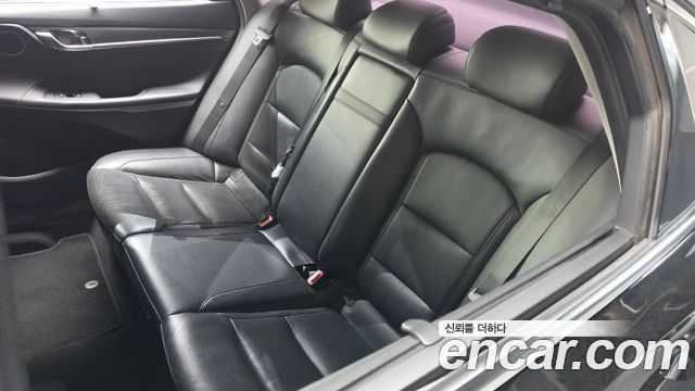Hyundai Grandeur 2018 — photo 28