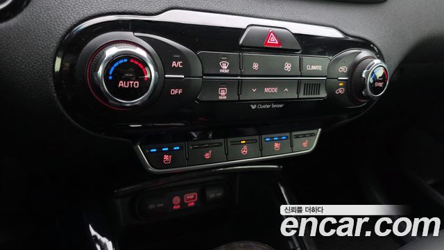 Kia Sorento 2015 — photo 16