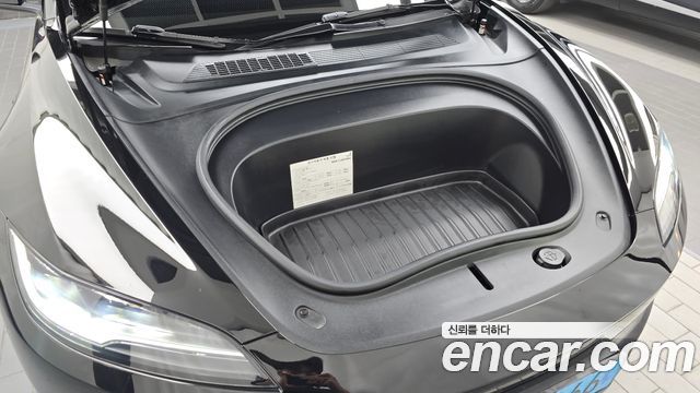Tesla Model 3 2025 — photo 6