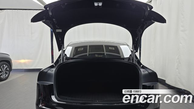 Tesla Model 3 2025 — photo 23