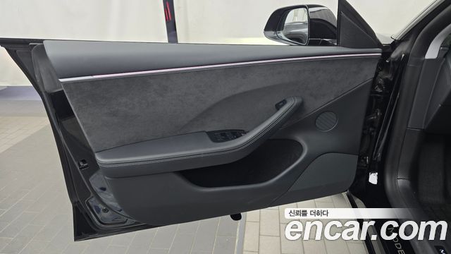 Tesla Model 3 2025 — photo 14