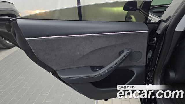 Tesla Model 3 2025 — photo 15