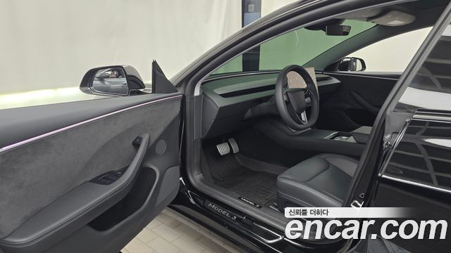Tesla Model 3 2025 — photo 27