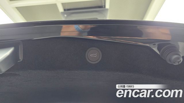 Tesla Model 3 2025 — photo 31