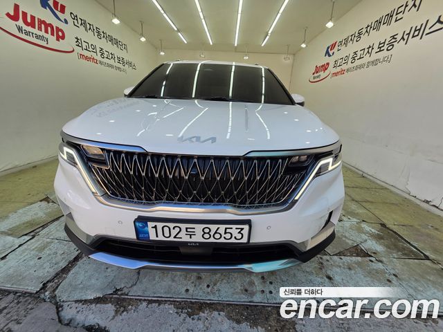 Kia Canival 2023 — photo 2
